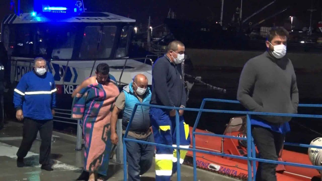 Samatya’da balıkçı teknesi battı: 2 kişi hayatını kaybetti