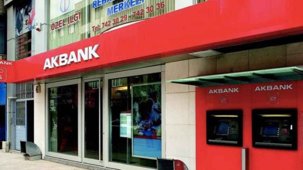 Akbank ATM Günlük Para Yatırma ve Çekme Limiti Ne Kadar?