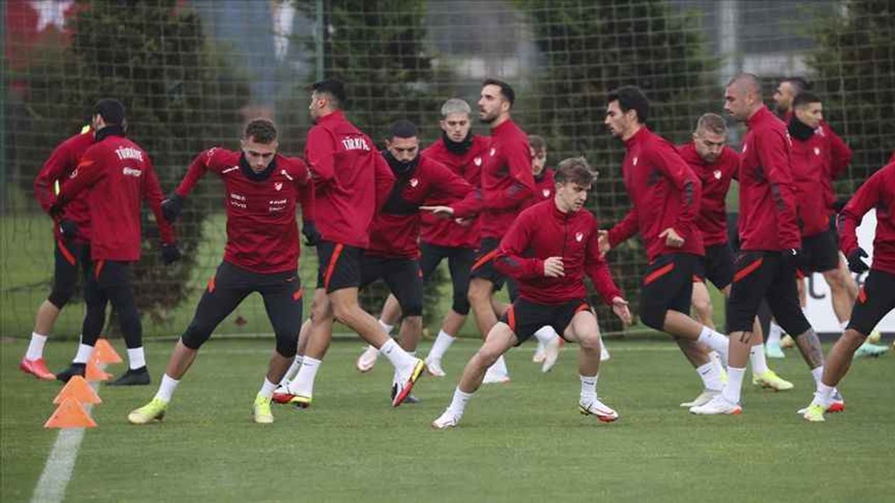 Milli Takım'ın Cebelitarık ile oynayacağı maçın biletleri tükendi 