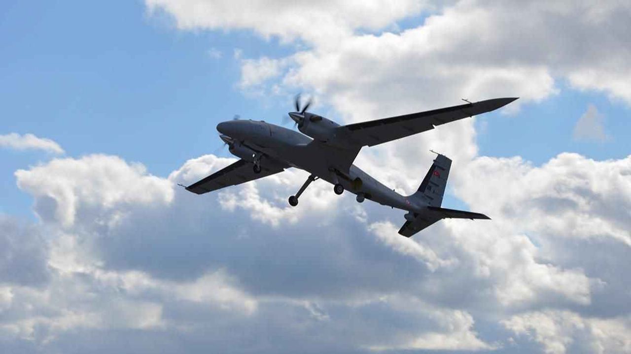 Bayraktar AKINCI B TİHA testi başarıyla geçti