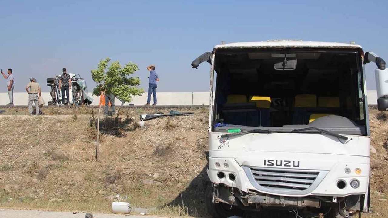 Hatay'da zincirleme trafik kazası: 10 yaralı