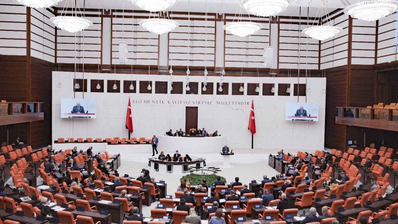 Dezenformasyon yasasının 29. maddesi Meclis'ten geçti!