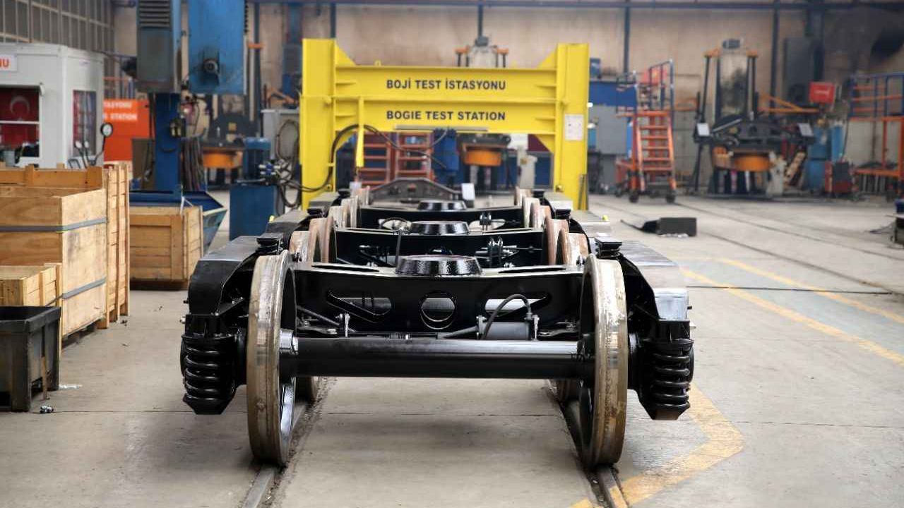 Cumhuriyet'in 100. yılında 450 milli yük vagonu üretilecek