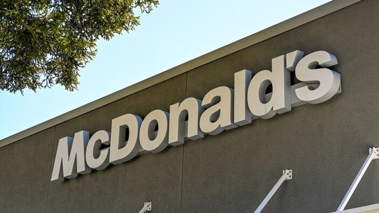 Fast food devi McDonald's'ın ABD ofisleri geçici olarak kapatıldı