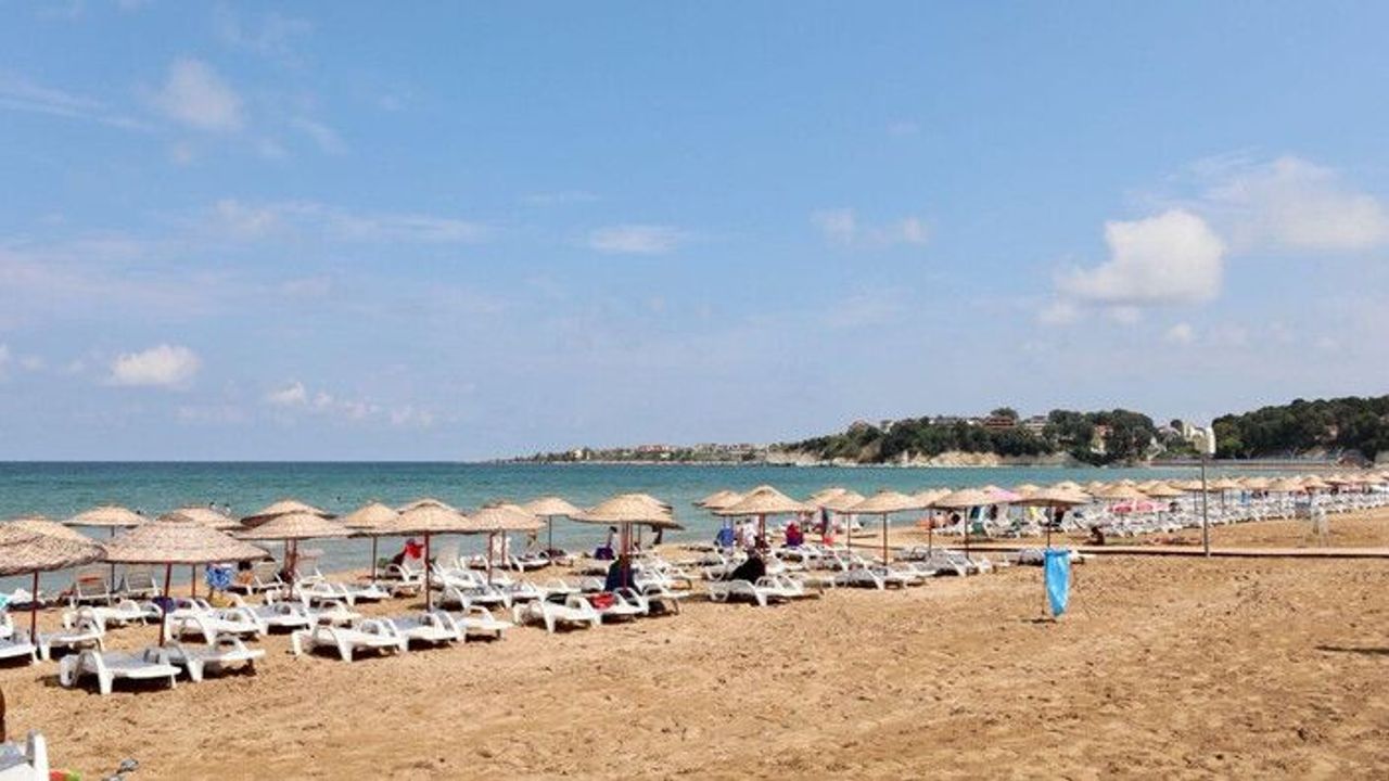 Kandıra'da beklenen yağış nedeniyle hafta sonu denize girmek yasaklandı