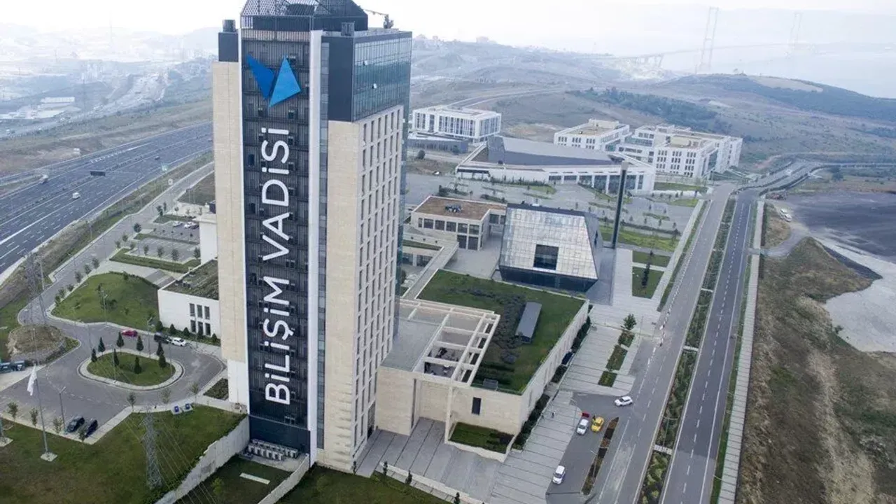 Bilişim Vadisi'nde yaklaşık 7 bin kişi istihdam ediliyor