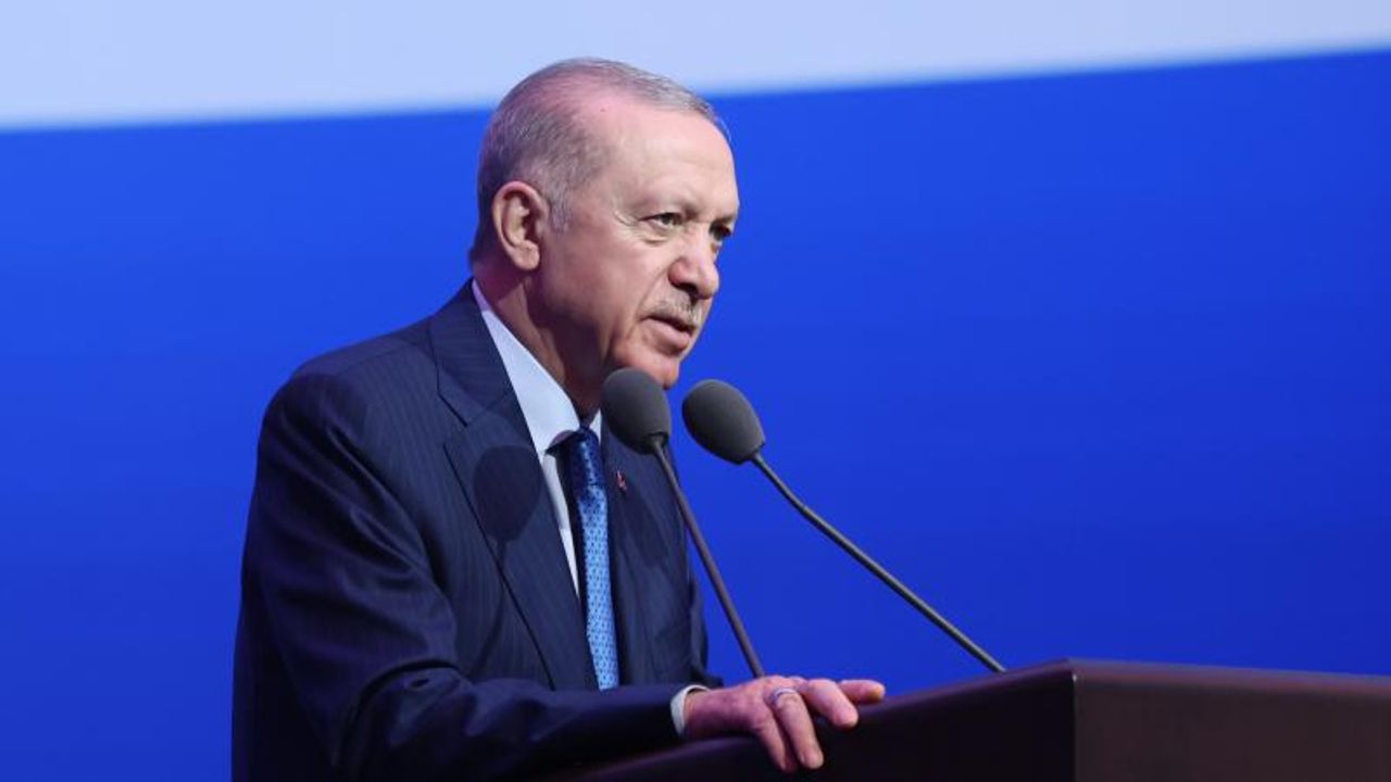 Cumhurbaşkanı Erdoğan Galatasaray Fuzul Tekerlekli Sandalye Basketbol Takımını tebrik etti
