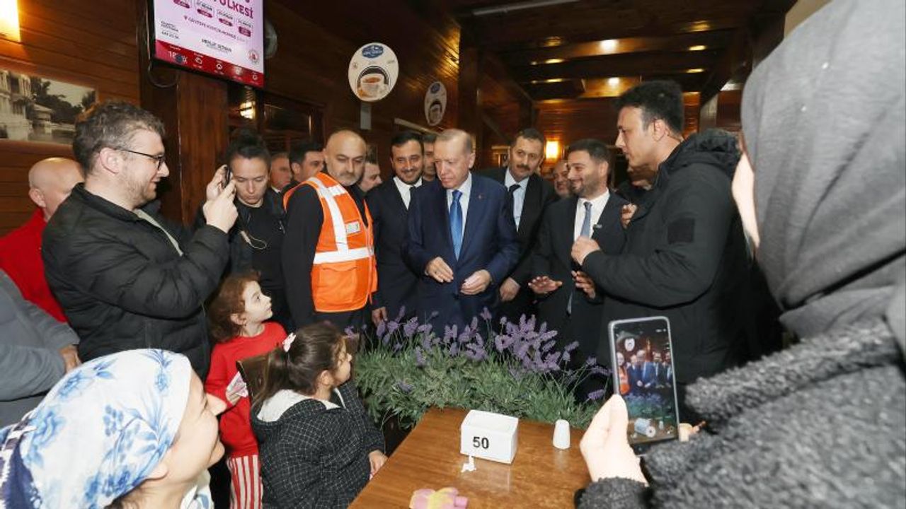 Cumhurbaşkanı Erdoğan, İstanbul'da vatandaşlarla bir araya geldi
