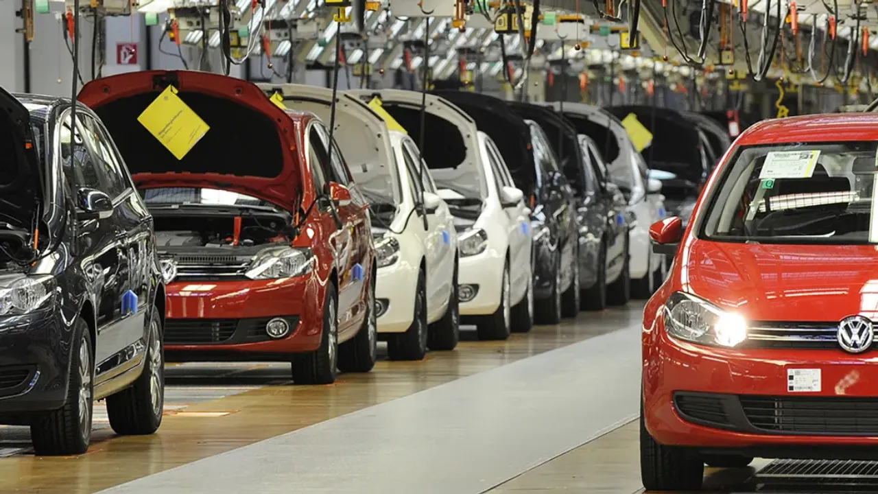 Almanya otomotiv pazarı büyürken Tesla satışları çakıldı