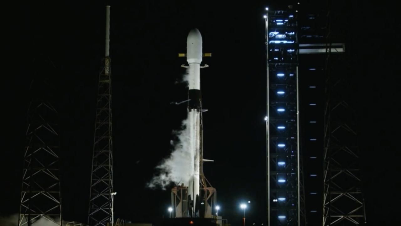 Milli uydu Fergani FGN-100-d2 uzayda