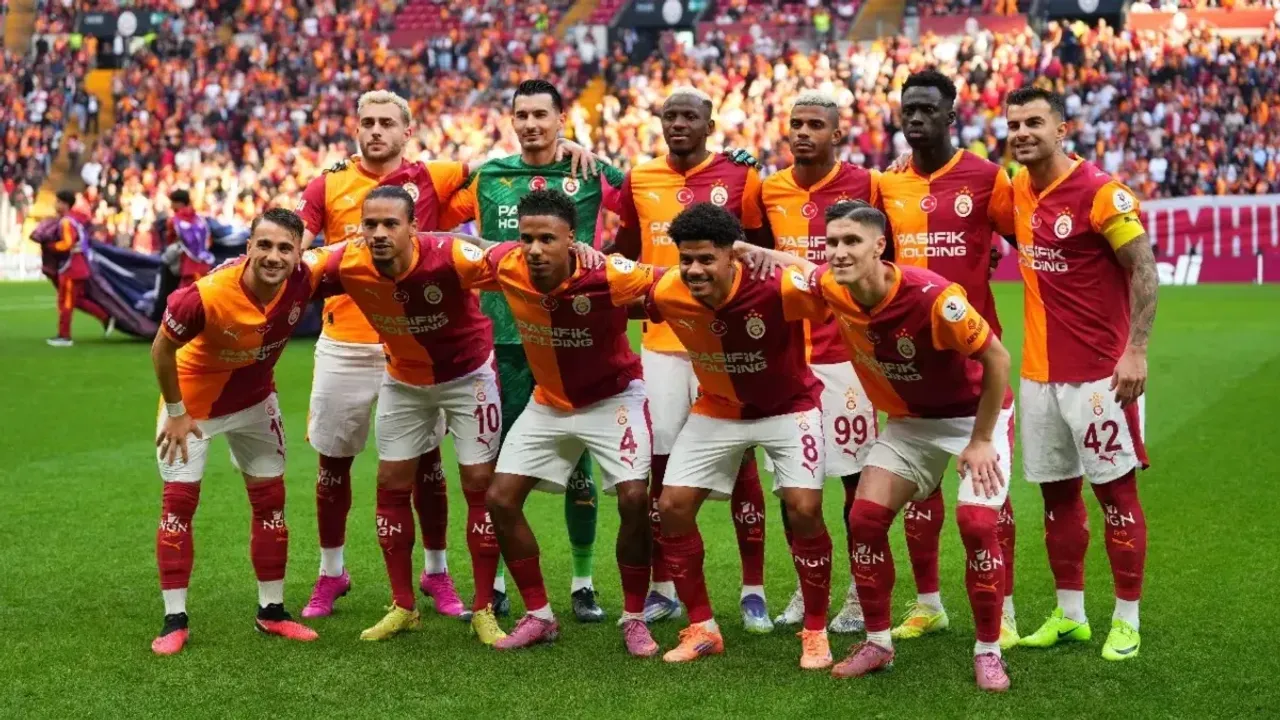 Galatasaray, 22 günde zorlu maratona çıkıyor