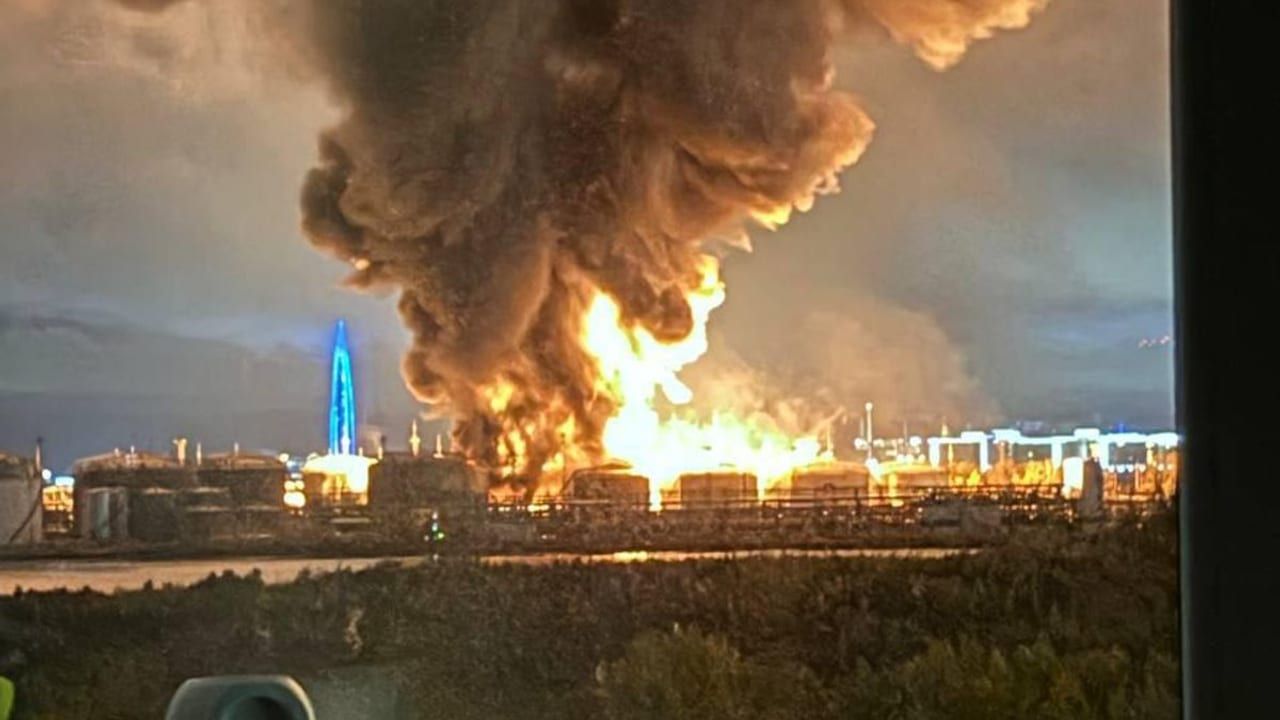 St. Petersburg'a gece drone saldırısı: Petrol terminali ve veri merkezi hedef alındı
