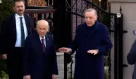Erdoğan-Bahçeli görüşmesinde palto esprisi! "Devlet Bey'in delikanlılığı"
