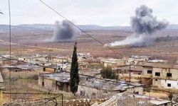 Rusya İdlib’de 18 sivil yerleşimi bombardımana tuttu