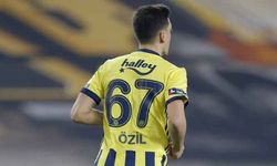 Oynamasına gerek kalmadı! Mesut Özil'in ismi kazandırmaya yetti