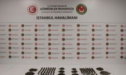 İstanbul Havalimanı'nda 4 bin sikke ile 27 tarihi eser ele geçirildi