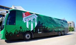 Bursaspor'un maç oynadığı sırada otobüsüne haciz konulmak istendi