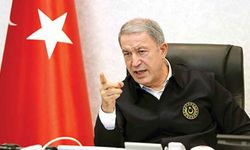 Hulusi Akar'dan Yunanistan'a sert mesaj! Yanlış hesap Ankara'dan döner