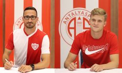 Antalyaspor Erdoğan Yeşilyurt'u ve Jakub Kaluzinski'yi transfer etti