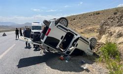 Van-Hakkari yolunda trafik kazası: 5 yaralı