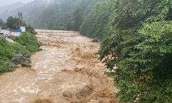 Rize'de sarı kodlu sağanak uyarısı! Derelerde su seviyesi arttı