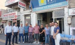 İYİ Parti Akhisar İlçe Teşkilatı yönetiminden 14 kişi istifa etti