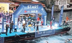 Dünyanın kıtalararası tek triatlonu İstanbul, Beykoz'da gerçekleştirildi