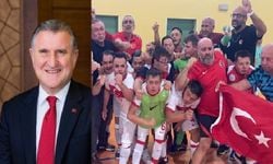 Bakan Bak'tan, şampiyon sporculara tebrik