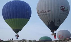 Kapadokya'da balon turlarına yağmur engeli