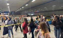 Mecidiyeköy metrobüs durağında şüpheli paket alarmı!