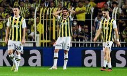 Fenerbahçe'nin 10 maçlık serisi bitti, liderlik gitti