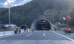 Yenilenen Bolu Dağı Tüneli'nin toplam uzunluğu 3 bin 115 metreye çıktı