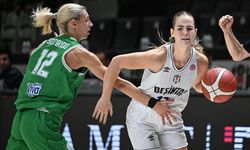 Beşiktaş yenilse de üst tura yükseldi