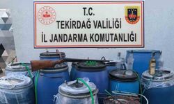 Yılbaşı öncesi darbe üstüne darbe: Bin 780 litre sahte içki ele geçirildi