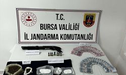 Bursa'da kesinleşmiş hapis cezası bulunan ve uyuşturucuyla yakalanan firari gözaltına alındı