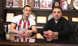 Bartuğ Elmaz resmen Sivasspor'da