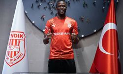 Pendikspor, Mame Thiam'ı resmen açıkladı