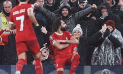 Liverpool gol düellosunu kazandı, Salah tarihe geçti...