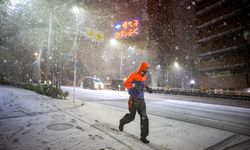 Tokyo'da yoğun kar yağışı: 240 kişi yaralandı