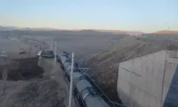 Kırıkkale'de kaza! Yük treni raydan çıktı