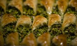 Baklavacılarda Ramazan yoğunluğu başladı! Fakat fiyatlar dudak uçuklatıyor...