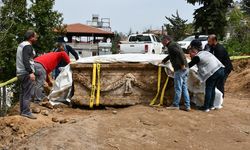 Hatay'da evin bahçesinde lahit bulundu