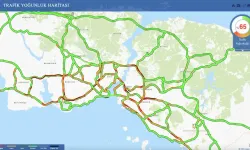 İstanbul'da yağan yağmur trafiği kilitledi!