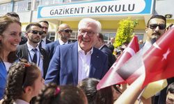 Almanya Cumhurbaşkanı Steinmeier, Gaziantep'te okul ziyaretinde bulundu