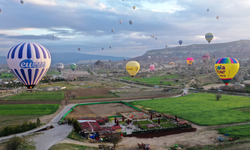 Yerli turistler Kapadokya'yı gökyüzünden keşfetti