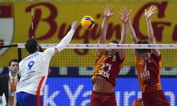 Halkbank, play-offta finale yükseldi