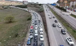 Tatilciler dönüş yolunda! Sürücüler dikkat, yasak başlıyor