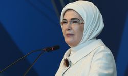 Emine Erdoğan: Sağlık alanında şiddeti kabul etmemiz mümkün değil