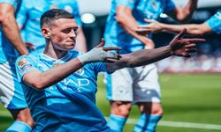 Manchester City farklı kazanıp zirveye yükseldi