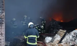 Kırklareli’nde atık yağ fabrikasında çıkan yangın kontrol altında